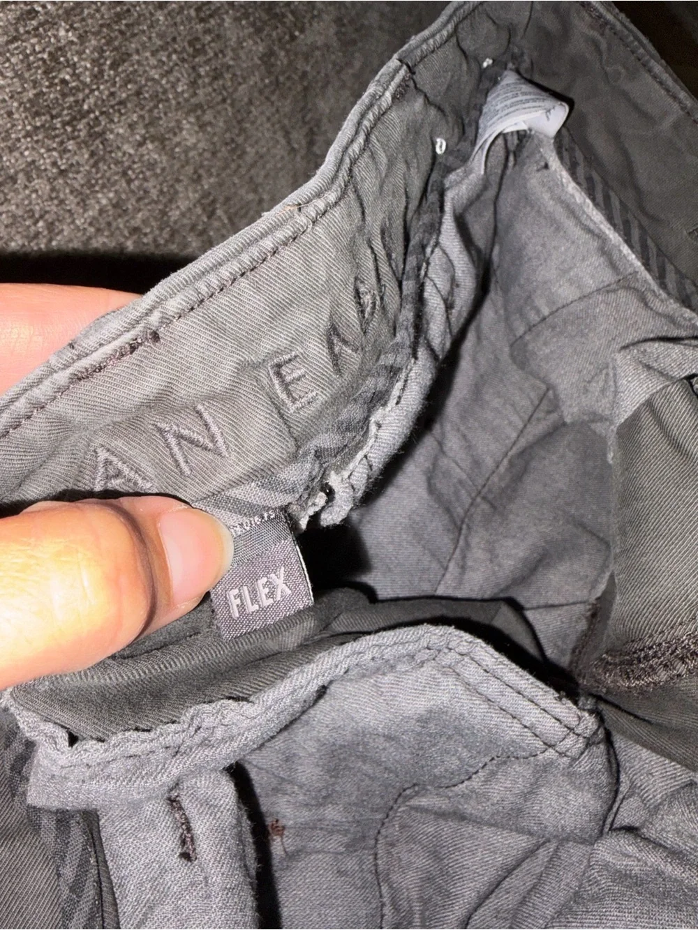 American Eagle Men’s Athletic Fit chinos 30x34.